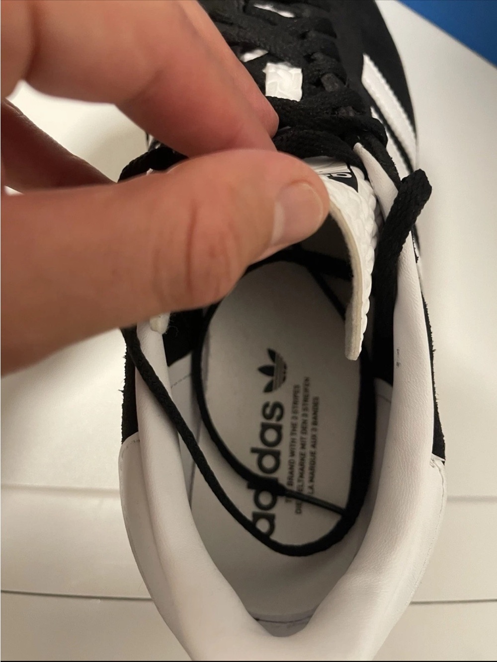 adidas Gazelle Platform Sneaker in Black & White with Gum Sole Size:10 New N 📦 - Picture 6 of 11